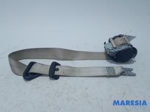 Used Front seatbelt, right Renault Scénic III (JZ) 1.5 dCi 110 Price € 105,00 Margin scheme offered by Maresia Parts