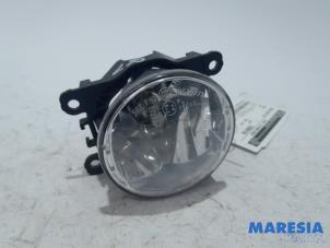 Used Fog light, front right Renault Scénic III (JZ) 1.5 dCi 110 Price € 14,99 Margin scheme offered by Maresia Parts
