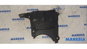 Used Timing cover Renault Scénic III (JZ) 1.6 16V Price € 10,00 Margin scheme offered by Maresia Parts