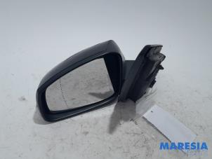 Used Wing mirror, left Renault Megane III Grandtour (KZ) 1.4 16V TCe 130 Price € 45,00 Margin scheme offered by Maresia Parts