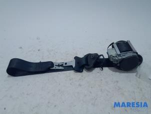 Used Front seatbelt, right Renault Megane III Grandtour (KZ) 1.4 16V TCe 130 Price € 79,00 Margin scheme offered by Maresia Parts