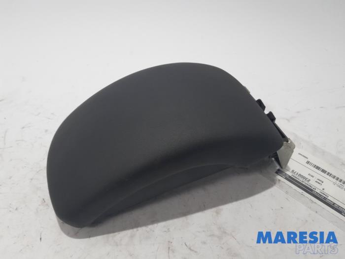 Begagnade Armstöd Citroen C4 Berline (NC) 1.6 16V VTi Pris € 50,00 Marginaltabell erbjuds av Maresia Parts