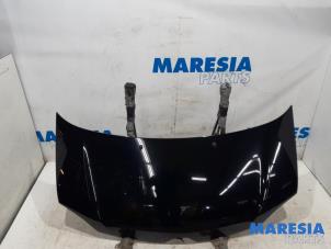 Używane Maska Renault Twingo III (AH) 1.0 SCe 70 12V Cena € 175,00 Procedura marży oferowane przez Maresia Parts