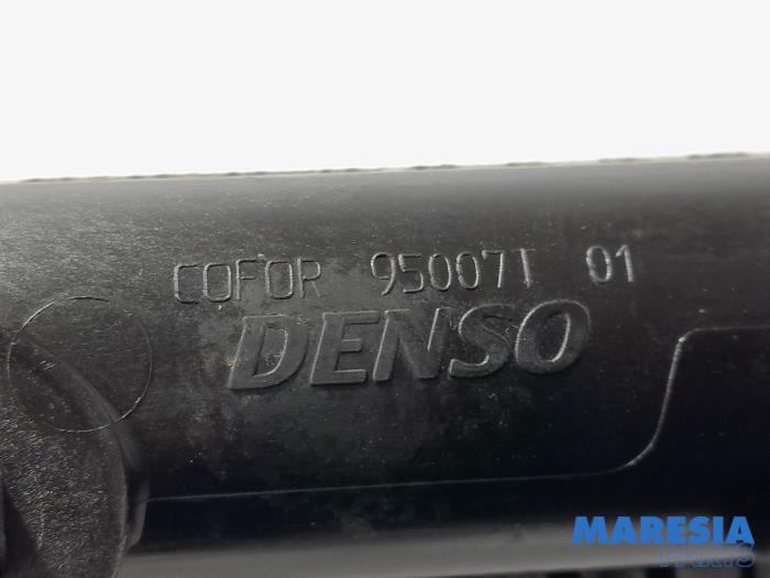 Radiator from a Peugeot 208 I (CA/CC/CK/CL) 1.4 16V 2013