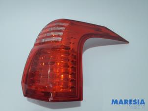 Used Taillight, right Peugeot 5008 I (0A/0E) 1.6 THP 16V Price € 174,00 Margin scheme offered by Maresia Parts