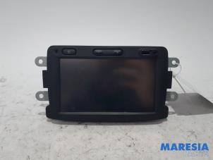 Used Navigation system Renault Trafic (1FL/2FL/3FL/4FL) 1.6 dCi 90 Price € 405,35 Inclusive VAT offered by Maresia Parts