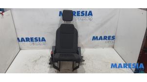 Used Rear seat Peugeot 5008 I (0A/0E) 1.6 THP 16V Price € 262,50 Margin scheme offered by Maresia Parts