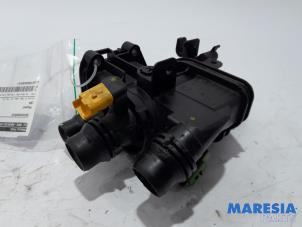 Used Thermostat housing Peugeot 308 (L3/L8/LB/LH/LP) 1.2 12V e-THP PureTech 130 Price € 75,00 Margin scheme offered by Maresia Parts
