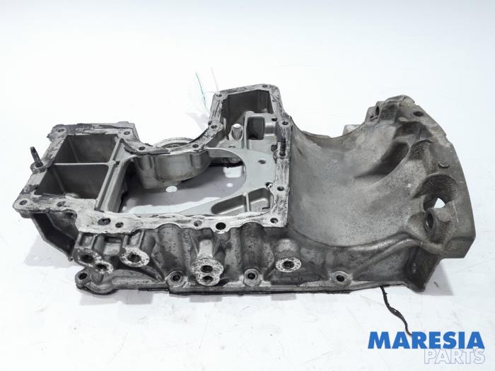 Gebrauchte Ölwanne Peugeot 308 (L3/L8/LB/LH/LP) 1.2 12V e-THP PureTech 130 Preis € 70,00 Margenregelung angeboten von Maresia Parts