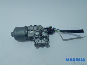 Used Front wiper motor Peugeot 208 I (CA/CC/CK/CL) 1.6 Blue HDi 100 Price € 35,00 Margin scheme offered by Maresia Parts