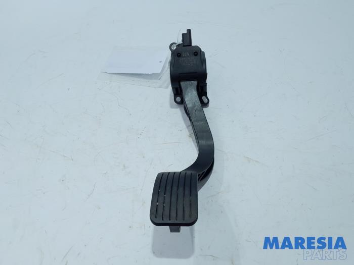 Begagnade Gaspedalsensor Peugeot 5008 I (0A/0E) 1.6 THP 16V Pris € 50,00 Marginaltabell erbjuds av Maresia Parts