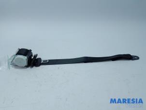 Used Rear seatbelt, left Peugeot 5008 I (0A/0E) 1.6 THP 16V Price € 35,00 Margin scheme offered by Maresia Parts