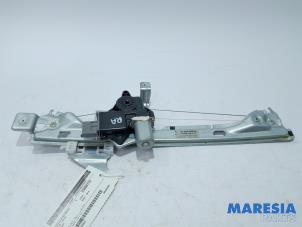 Used Rear door window mechanism 4-door, right Peugeot 5008 I (0A/0E) 1.6 THP 16V Price € 60,00 Margin scheme offered by Maresia Parts