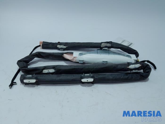 Airbag superior izquierda de un Peugeot 5008 I (0A/0E) 1.6 THP 16V 2014