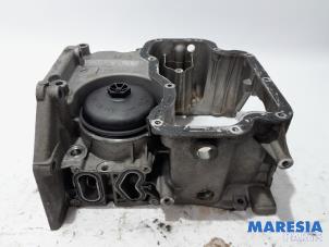 Used Sump Renault Clio IV (5R) 0.9 Energy TCE 90 12V Price € 49,99 Margin scheme offered by Maresia Parts