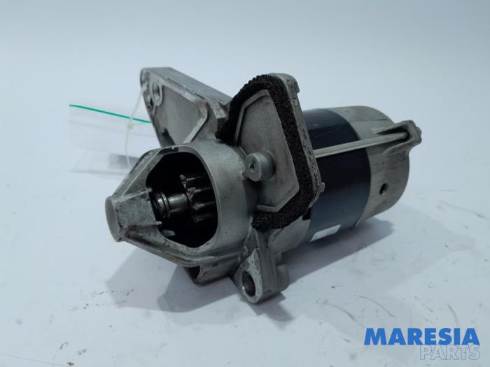 Begagnade Startmotor Renault Twingo III (AH) 1.0 SCe 70 12V Pris € 50,00 Marginaltabell erbjuds av Maresia Parts