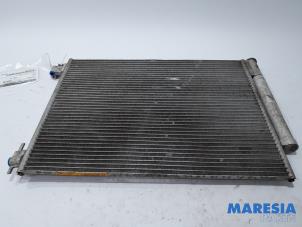 Używane Skraplacz klimatyzacji Renault Twingo III (AH) 1.0 SCe 70 12V Cena € 50,00 Procedura marży oferowane przez Maresia Parts