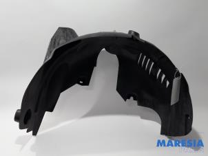 Used Wheel arch liner Renault Twingo III (AH) 1.0 SCe 70 12V Price € 25,00 Margin scheme offered by Maresia Parts