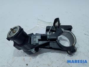 Used Ignition lock + key Opel Combo 1.3 CDTI 16V ecoFlex Price € 60,50 Inclusive VAT offered by Maresia Parts