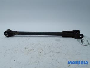 Used Lower wishbone, rear right Opel Combo 1.3 CDTI 16V ecoFlex Price € 42,35 Inclusive VAT offered by Maresia Parts