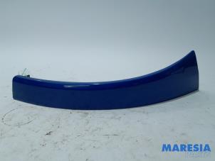 Used Headlight trim, left Fiat Ducato (250) 2.2 D 100 Multijet Euro 4 Price € 30,25 Inclusive VAT offered by Maresia Parts