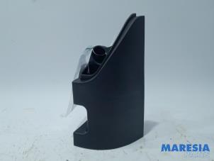 Used Rear bumper corner, right Renault Kangoo Express (FW) 1.5 dCi 90 FAP Price € 48,40 Inclusive VAT offered by Maresia Parts