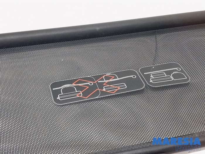 Plandeka przedzialu bagazowego z Peugeot 207 CC (WB) 1.6 16V 2010