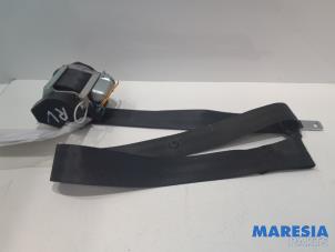 Usagé Ceinture de sécurité avant droite Peugeot 207 CC (WB) 1.6 16V Prix € 105,00 Règlement à la marge proposé par Maresia Parts