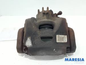 Used Front brake calliper, left Peugeot 5008 I (0A/0E) 1.6 THP 16V Price € 13,99 Margin scheme offered by Maresia Parts