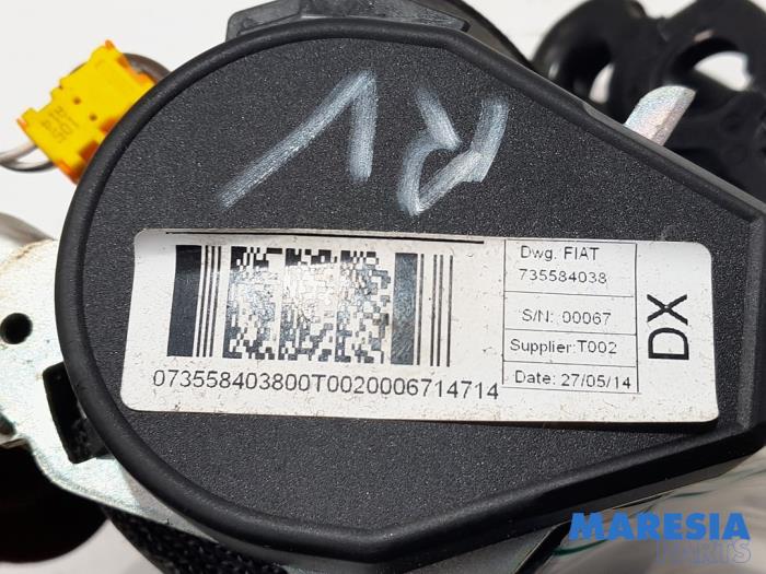 Pas bezpieczenstwa prawy przód z Opel Combo 1.3 CDTI 16V ecoFlex 2014