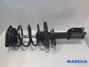 Used Front shock absorber rod, right Renault Megane III Grandtour (KZ) 1.4 16V TCe 130 Price € 35,00 Margin scheme offered by Maresia Parts