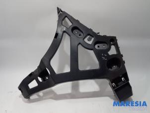 Used Rear bumper frame Renault Megane III Grandtour (KZ) 1.4 16V TCe 130 Price € 20,00 Margin scheme offered by Maresia Parts