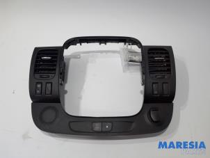 Used Dashboard part Renault Trafic (1FL/2FL/3FL/4FL) 1.6 dCi 90 Price € 90,75 Inclusive VAT offered by Maresia Parts