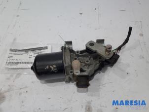 Used Front wiper motor Renault Megane III Coupe (DZ) 1.2 16V TCE 115 Price € 30,00 Margin scheme offered by Maresia Parts