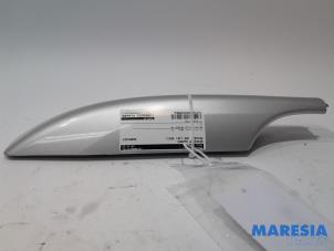 Used Roof rail sealing cover Peugeot 308 SW (4E/H) 1.6 HDi 16V FAP Price € 30,00 Margin scheme offered by Maresia Parts