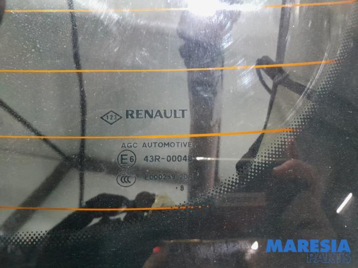 Heckklappe van een Renault Megane IV Estate (RFBK) 1.5 Energy dCi 110 2016