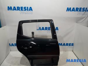 Używane Drzwi prawe tylne wersja 4-drzwiowa Peugeot 207 SW (WE/WU) 1.6 16V Cena € 85,00 Procedura marży oferowane przez Maresia Parts