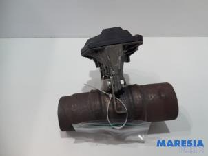Used EGR valve Renault Trafic (1FL/2FL/3FL/4FL) 1.6 dCi 90 Price € 78,65 Inclusive VAT offered by Maresia Parts