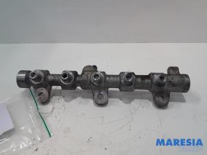 Used Fuel injector nozzle Renault Master IV (FV) 2.3 dCi 100 16V FWD Price € 54,45 Inclusive VAT offered by Maresia Parts