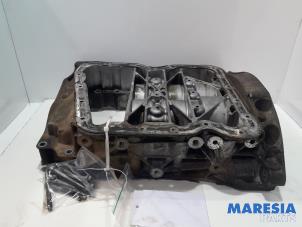 Used Sump Renault Master IV (FV) 2.3 dCi 100 16V FWD Price € 127,05 Inclusive VAT offered by Maresia Parts