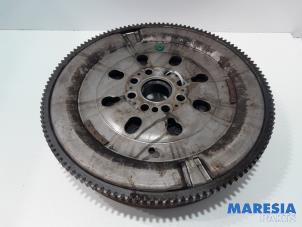 Used Flywheel Renault Master IV (FV) 2.3 dCi 100 16V FWD Price € 444,68 Inclusive VAT offered by Maresia Parts