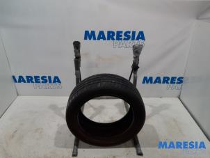 Used Tyre Renault Megane IV Estate (RFBK) 1.5 Energy dCi 110 Price € 25,00 Margin scheme offered by Maresia Parts