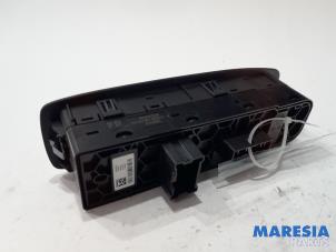Used Multi-functional window switch Renault Megane IV Estate (RFBK) 1.5 Energy dCi 110 Price € 50,00 Margin scheme offered by Maresia Parts