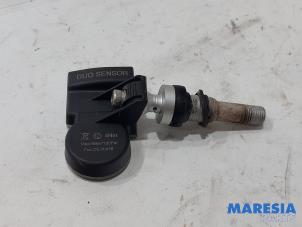 Used Tyre pressure sensor Renault Megane IV Estate (RFBK) 1.5 Energy dCi 110 Price € 15,00 Margin scheme offered by Maresia Parts