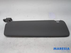 Used Sun visor Renault Master IV (MA/MB/MC/MD/MH/MF/MG/MH) 2.3 dCi 150 16V Price € 24,20 Inclusive VAT offered by Maresia Parts