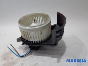 Used Heating and ventilation fan motor Renault Master IV (MA/MB/MC/MD/MH/MF/MG/MH) 2.3 dCi 150 16V Price € 48,40 Inclusive VAT offered by Maresia Parts