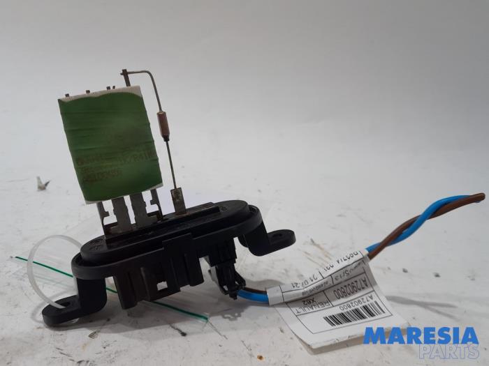 Heater resistor from a Renault Master IV (MA/MB/MC/MD/MH/MF/MG/MH) 2.3 dCi 150 16V 2022