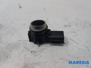 Used PDC Sensor Renault Master IV (MA/MB/MC/MD/MH/MF/MG/MH) 2.3 dCi 150 16V Price € 36,30 Inclusive VAT offered by Maresia Parts