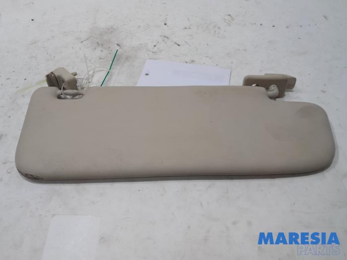Pince fixation tapis sol