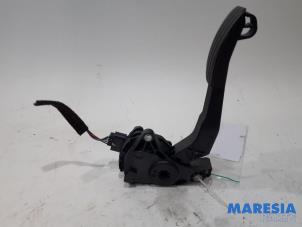 Used Throttle pedal position sensor Renault Master IV (MA/MB/MC/MD/MH/MF/MG/MH) 2.3 dCi 150 16V Price € 60,50 Inclusive VAT offered by Maresia Parts